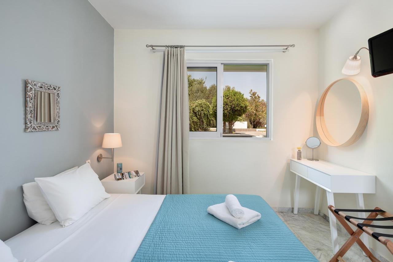 Villa Life Agia Marina  ภายนอก รูปภาพ